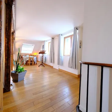 Apartamento De Loic Rio Contrat Social *